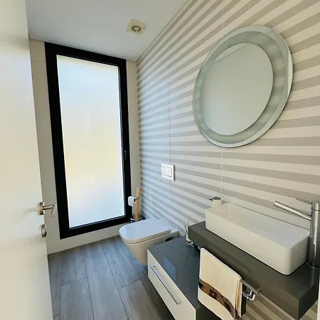 Domlina Luxury House Villa