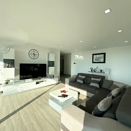 Domlina Luxury House Villa *