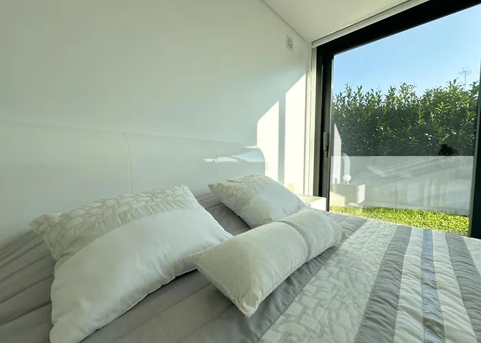 Вилла Domlina Luxury House Эшпозенди