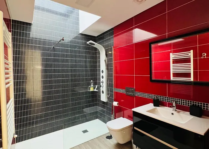 Domlina Luxury House Вилла Эшпозенди