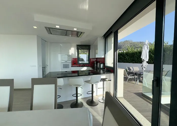 Domlina Luxury House